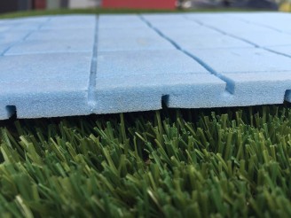 Sous-couche amortissante pour putting green synthétique