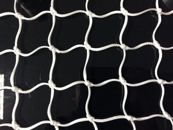 Filet polyamide ou nylon classique maille 45 x 45 épaisseur 3.5mm