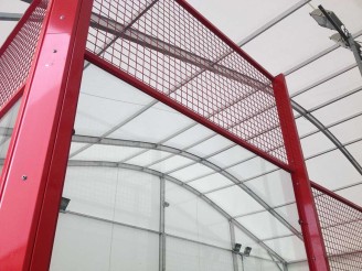 La structure de notre couverture de terrain de padel